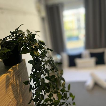 Nifty 2 Bedroom Flat In Goswell Rd ロンドン エクステリア 写真
