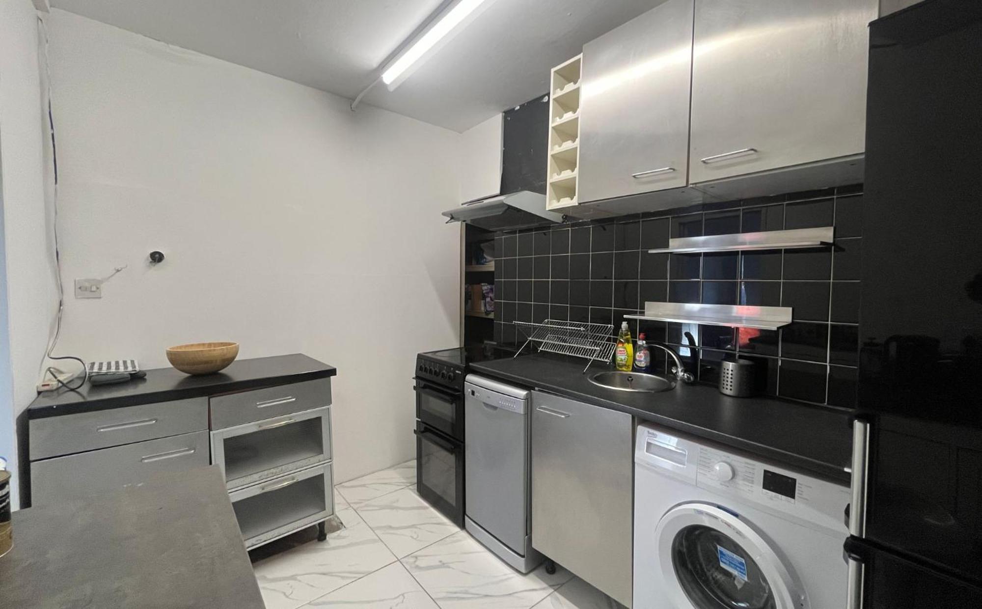 Nifty 2 Bedroom Flat In Goswell Rd ロンドン エクステリア 写真