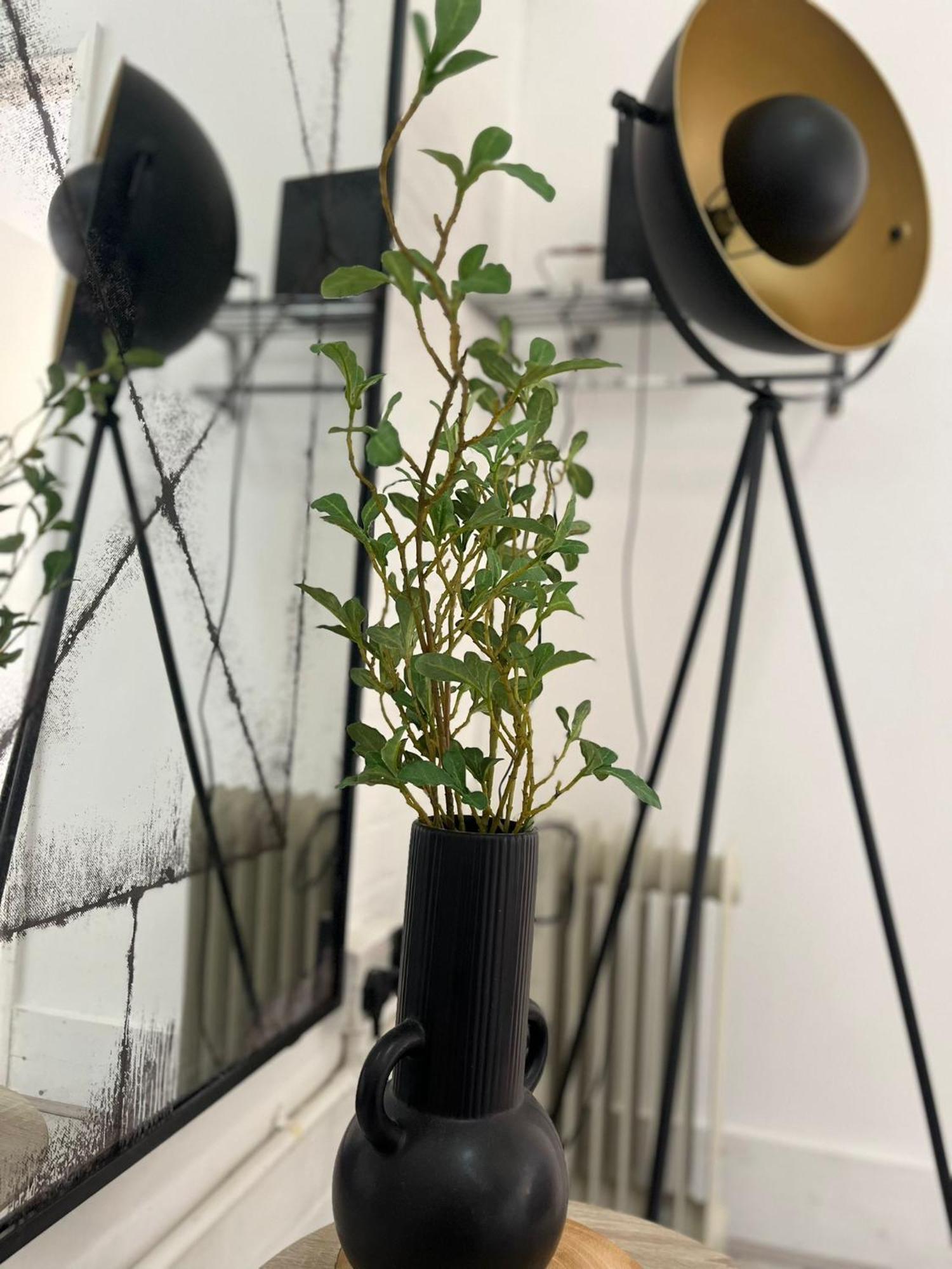 Nifty 2 Bedroom Flat In Goswell Rd ロンドン エクステリア 写真